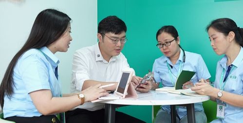 家政行业有多香，高材生挤破头